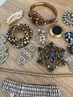 Vintage 80s Jewelry - Brooch, Bracelet, Earrings